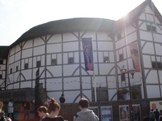 The Globe, le théâtre au toit de chaume au coeur de la ville